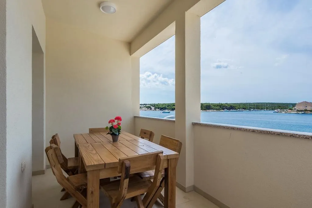 Stara Kuca Apartments Simuni 0*,