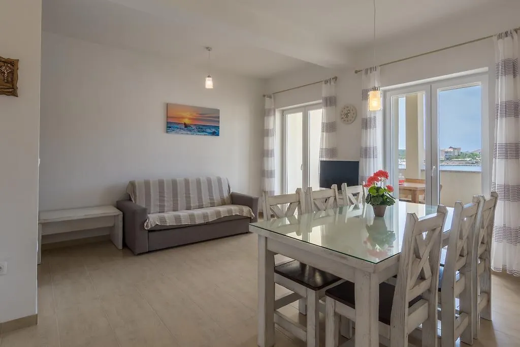 Stara Kuca Apartments Simuni 0*,