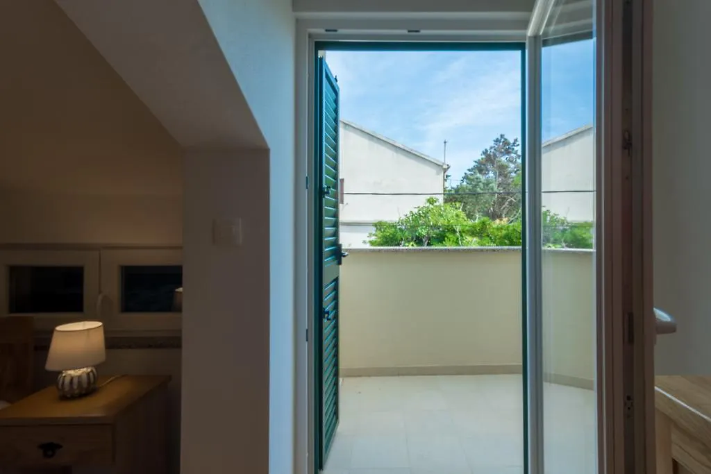Stara Kuca Apartments Šimuni